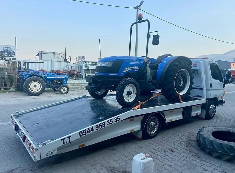 Traktör çekici hizmeti